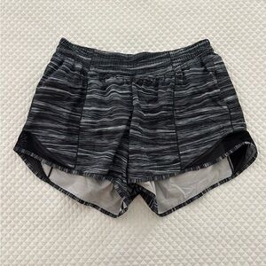 lululemon athletica black & white Athletic Shorts - Hotty Hot Lined Short 4"